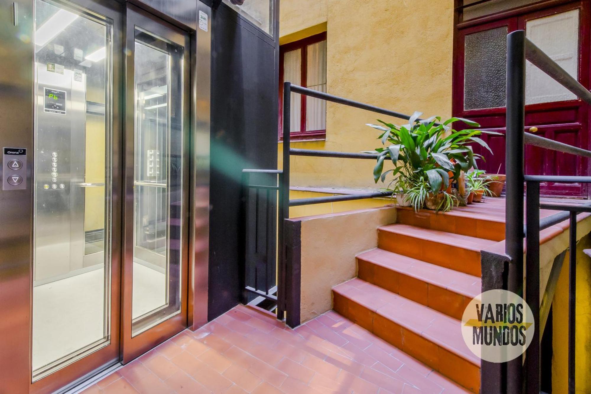 Beautiful Loft Para 3Pax En Huertas-Cortes Madrid Exterior photo